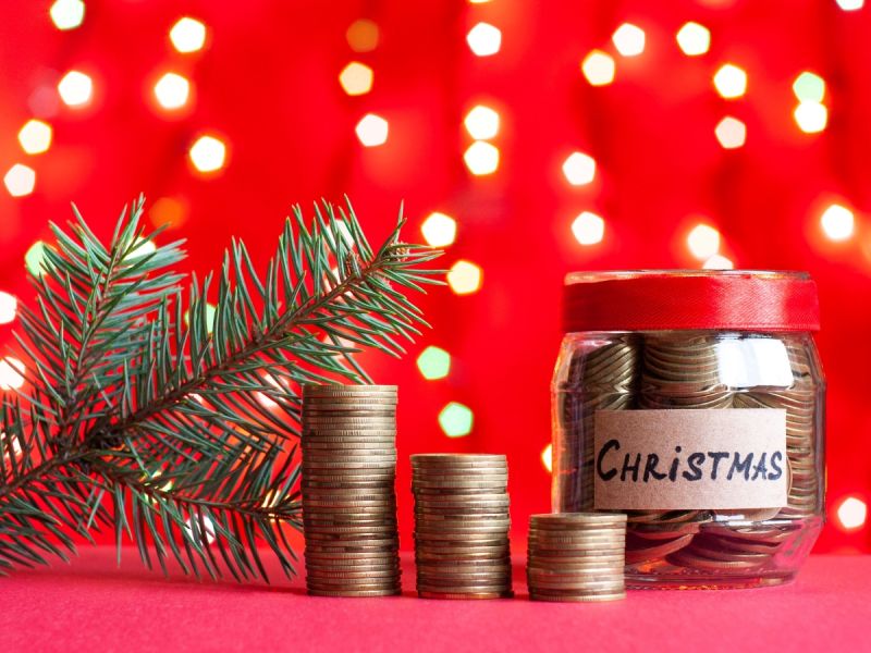 Simple Ways To Give Your School Fundraising A Seasonal Boost With Stikins 